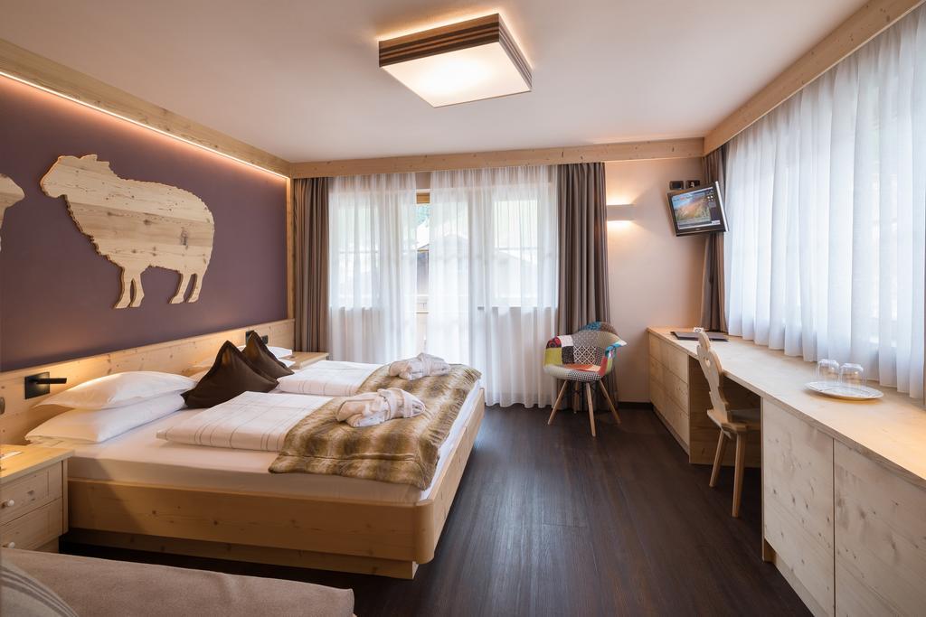 Hotel Somont Selva di Val Gardena Exteriér fotografie